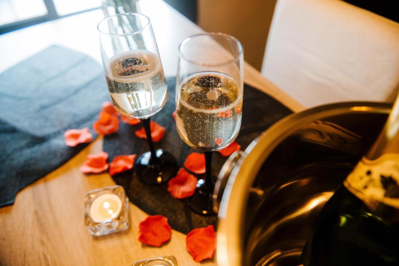 La Suite Romantique Avec Jacuzzi Au Coeur De Perpignan Exteriér fotografie